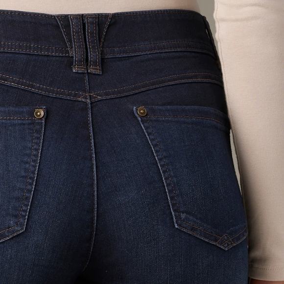 Wit & Wisdom Brittany Mid Rise Itty Bitty Boot Cut Jeans Size 8 Style L12241BBEA - Picture 7 of 8